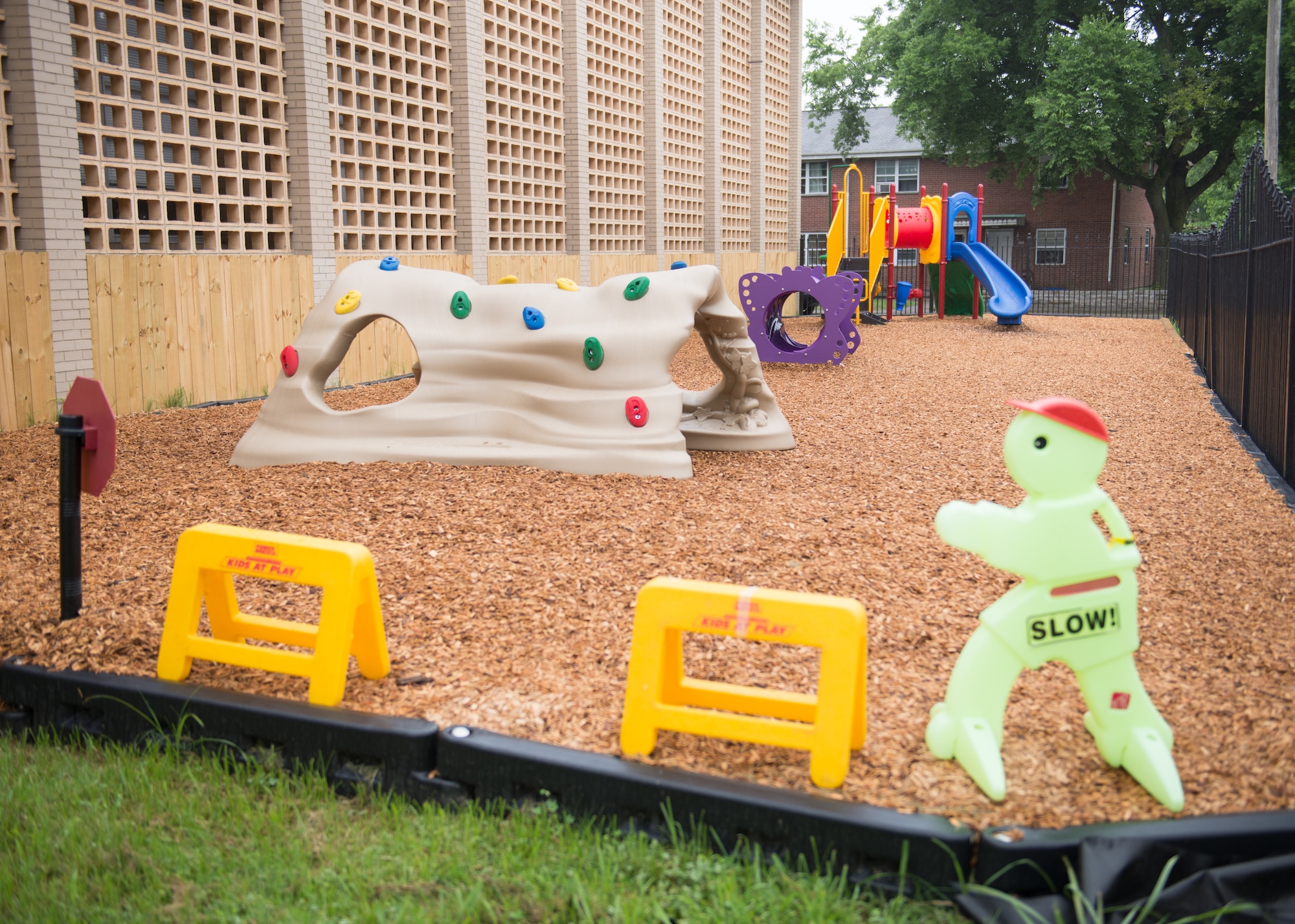 203rd RHS volunteers build playground in Norfolk