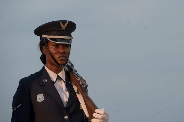 A U.S. Air Force Ceremonial Guardsman prepares to present the colors during the Heritage to Horizons concert at the Air Force Memorial in Arlington, Va., June 8, 2018. The theme was “You Are Not Forgotten,” paying tribute to those who fought, died and were captured or are still missing while defending American and America’s freedoms. (Photo by Senior Master Sgt. Adrian Cadiz)
