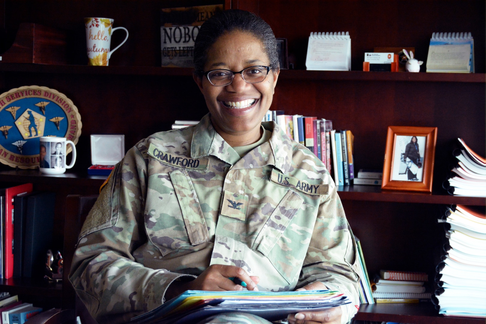 Army Col. Traci Crawford, Brooke Army Medical Center deputy commanding officer, received the coveted 2017 Dr. Anita Newcomb McGee Award during the national defense night ceremony of the DAR Continental Congress in Washington, D.C. The award is given annually to an Army nurse with outstanding qualifications and achievements.