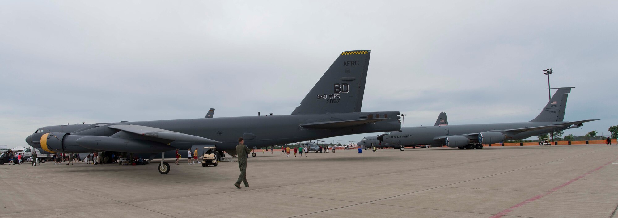 U.S. Air Force aircrew members assigned to the 307th Bomb Wing bring bomber presence to the 2018 Thunder of Niagara International Air Show, June 8-10, 2018, at Niagara Falls Air Reserve Station, N.Y.  The 307th BW Airmen were able to highlight the capabilities of the B-52 Stratofortress. The air show drew crowds totaling approximately 93,000 visitors over the three-day event. (U.S. Air Force illustration by Staff Sgt. Callie Ware)
