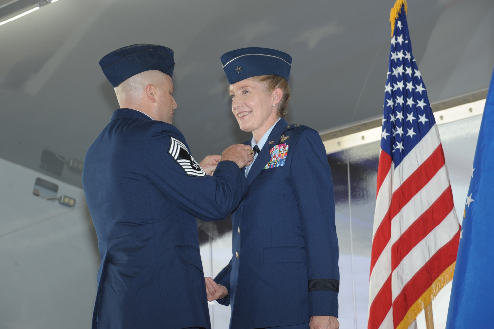Leavitt assumes command of AFRS