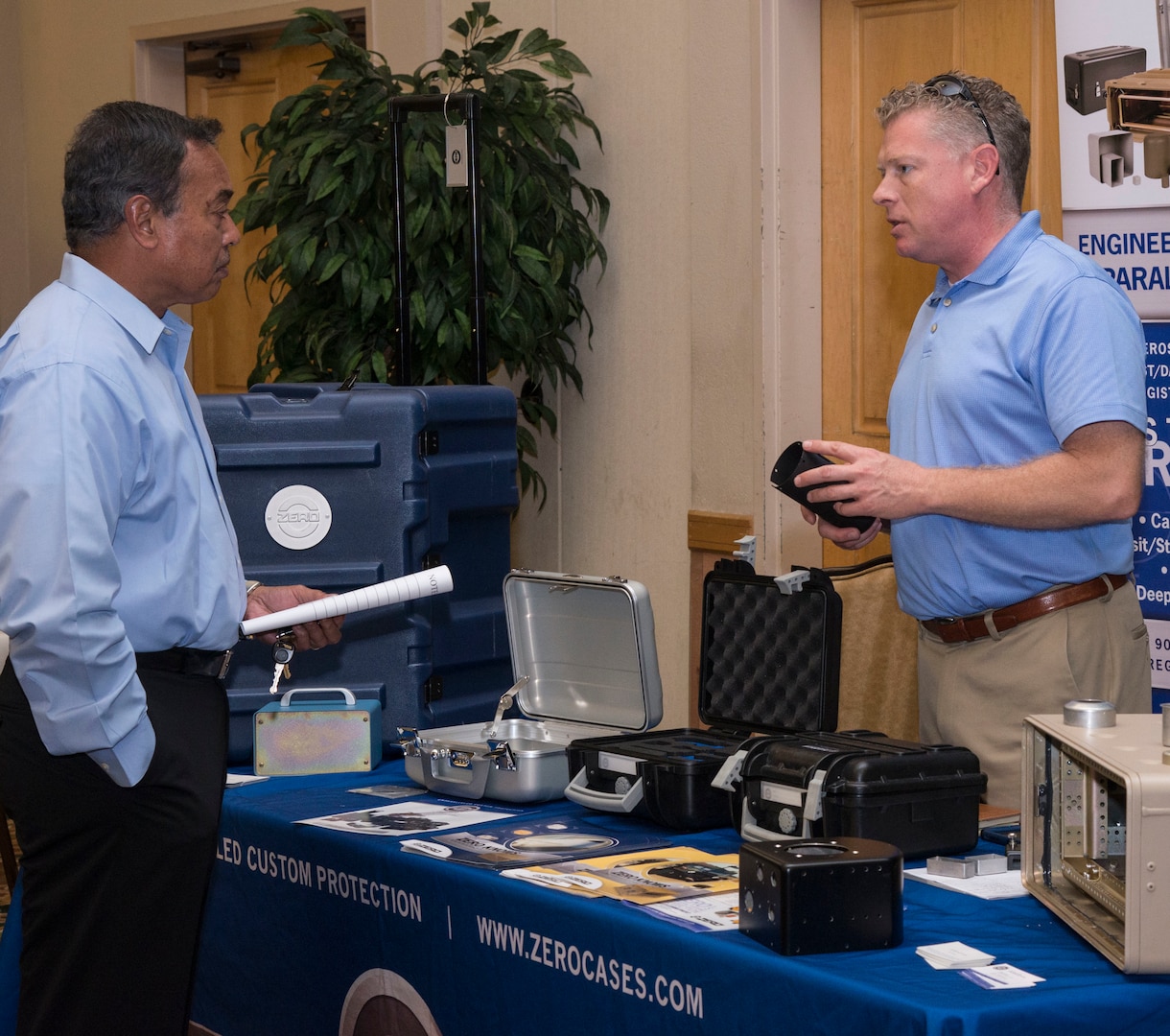 502nd CS hosts tech expo > Joint Base San Antonio > News