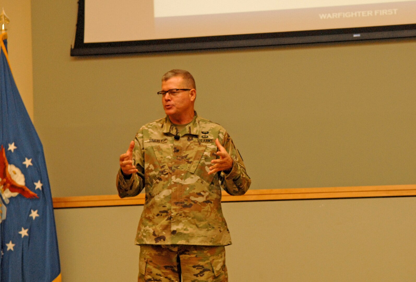 DLA Troop Support commander hosts town hall with DLA CIO