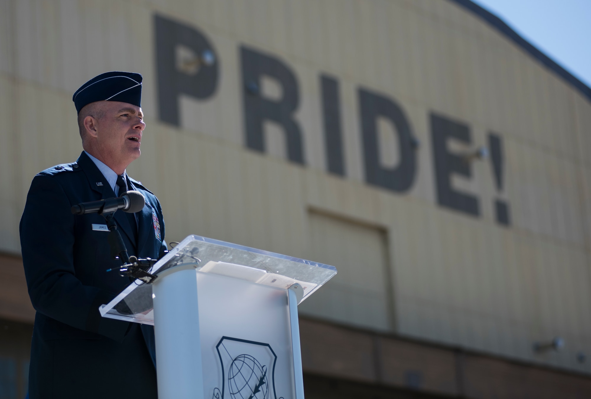 180615-F-GP610-113
Brig. Gen. Darren James, 18th Air Force vice commander, speaks to Team Fairchild about their importance and the support of the community during an assumption of command ceremony June 15, 2018, at Fairchild Air Force Base, Wash. James passed the guidon to Salmi during the ceremony symbolizing the wing’s transfer of responsibility. (U.S. Air Force photo/ Senior Airman Sean Campbell)