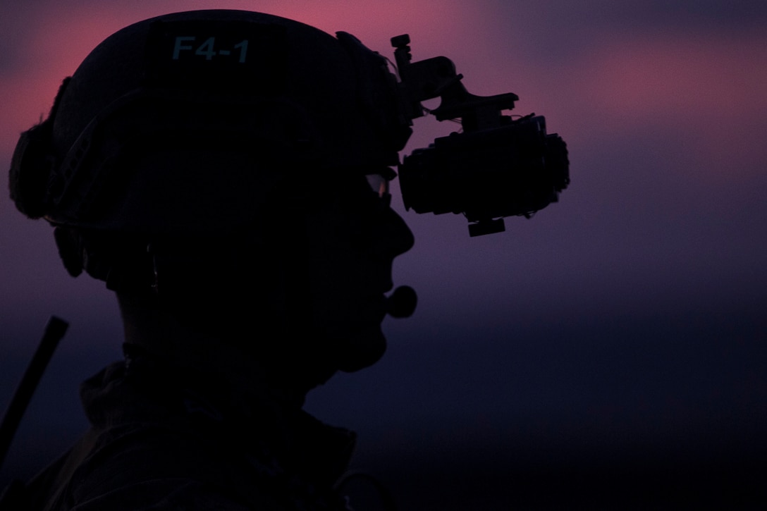 A Marine with the 31st Marine Expeditionary Unit’s Force Reconnaissance Platoon waits on the flight deck before low-light fast rope training aboard the USS Bonhomme Richard, underway in the Pacific Ocean, June 25, 2017. The FRP Marines train regularly for quick, tactical raids of targets on both land and sea. Fast roping allows Marines to enter inaccessible locations via rope from a hovering aircraft. The 31st MEU partners with the Navy’s Amphibious Squadron 11 to form the amphibious component of the Bonhomme Richard Expeditionary Strike Group. The 31st MEU and PHIBRON 11 combine to provide a cohesive blue-green team capable of accomplishing a variety of missions across the Indo-Asia-Pacific region.