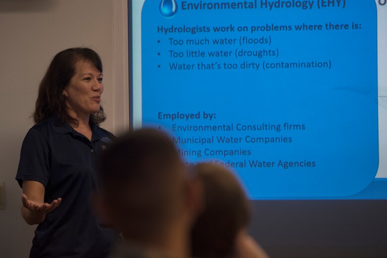Weather Airmen Given Education Opportunity Davis Monthan Air Force Base Article Display