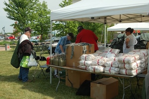 After learning about resources, veterans receive surplus military items provided to Veterans Affairs from DLA Disposition Services.