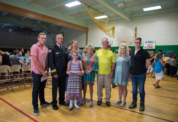 NFARS Assistant Fire Chief spreads message of kindness to elementary school students