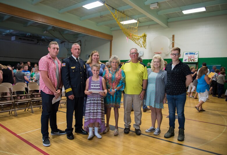 NFARS Assistant Fire Chief spreads message of kindness to elementary school students