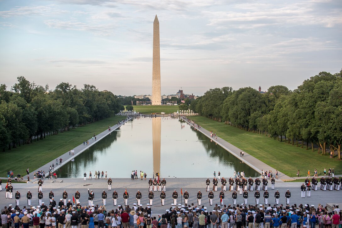 The U.S. Marine Corps Silent Drill Platoon performs their “long line” sequence during a Tuesday Sunset Parade at the Lincoln Memorial, Washington D.C., June 19, 2018. The guest of honor for the parade was Vice Adm. Octavio Trejo Hermida, Mexico Naval Attaché, and the hosting official was Brig. Gen. Dmitri Henry, director of intelligence. (Official U.S. Marine Corps photo by Sgt. Robert Knapp/Released)