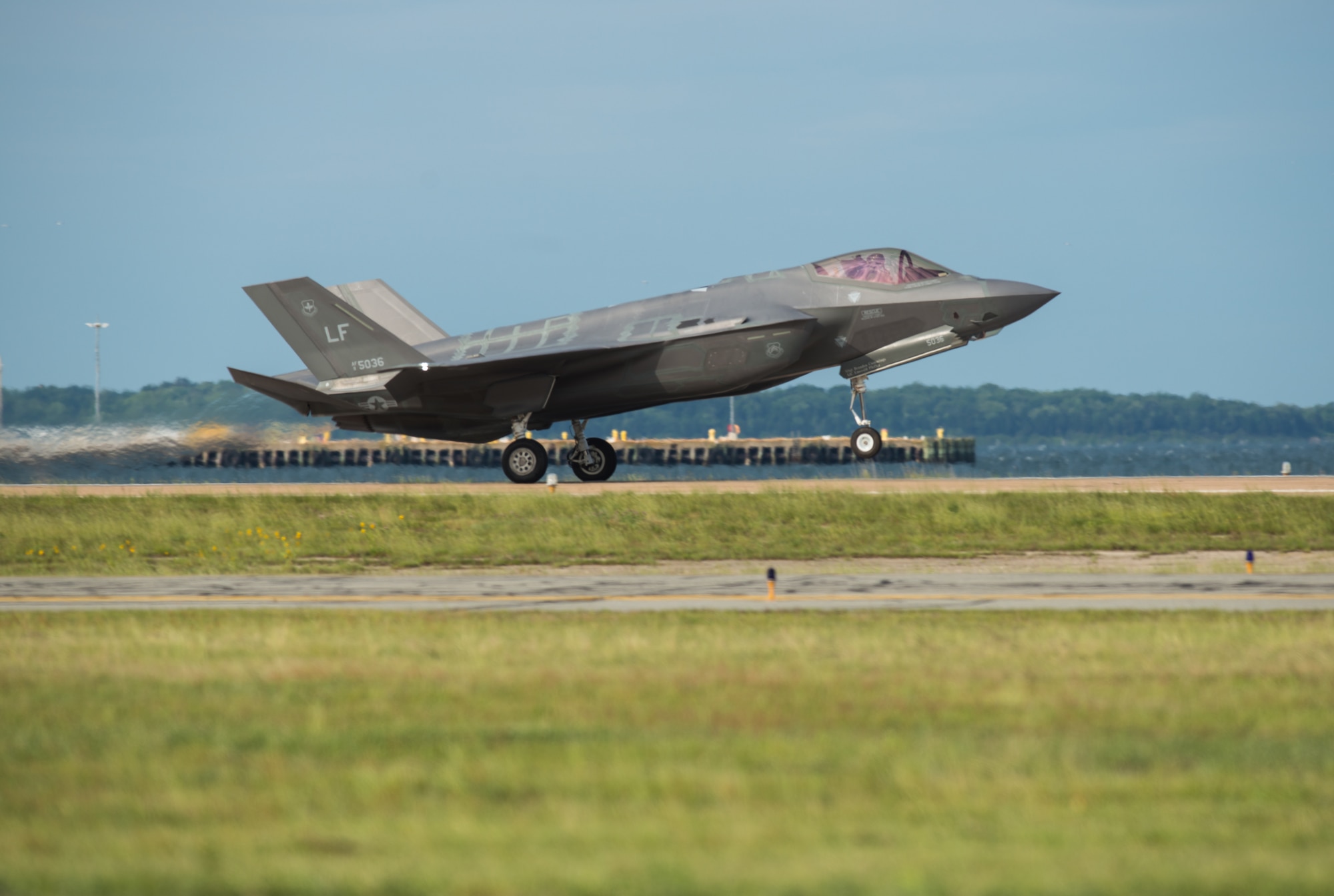 Rhode Island Open House and Air Show > Luke Air Force Base > Article