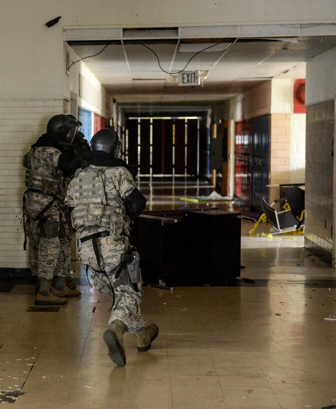 189th Security Forces Airmen participate in an active shooter exercise