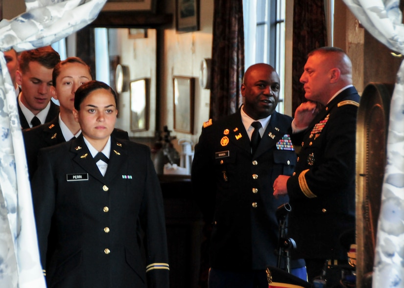 Army Reserve general welcomes tomorrow’s leaders