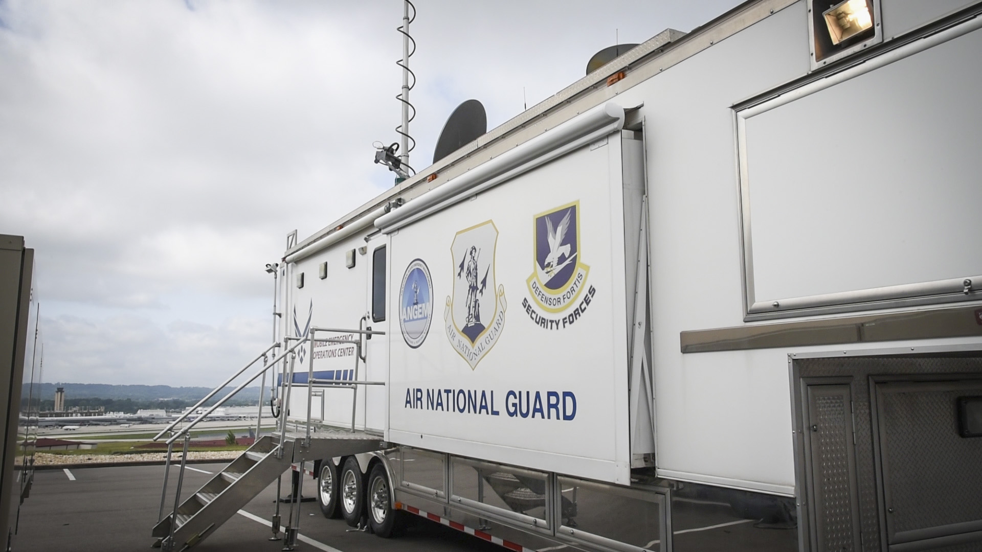 Alabama Ang Mobile Emergency Operations Center