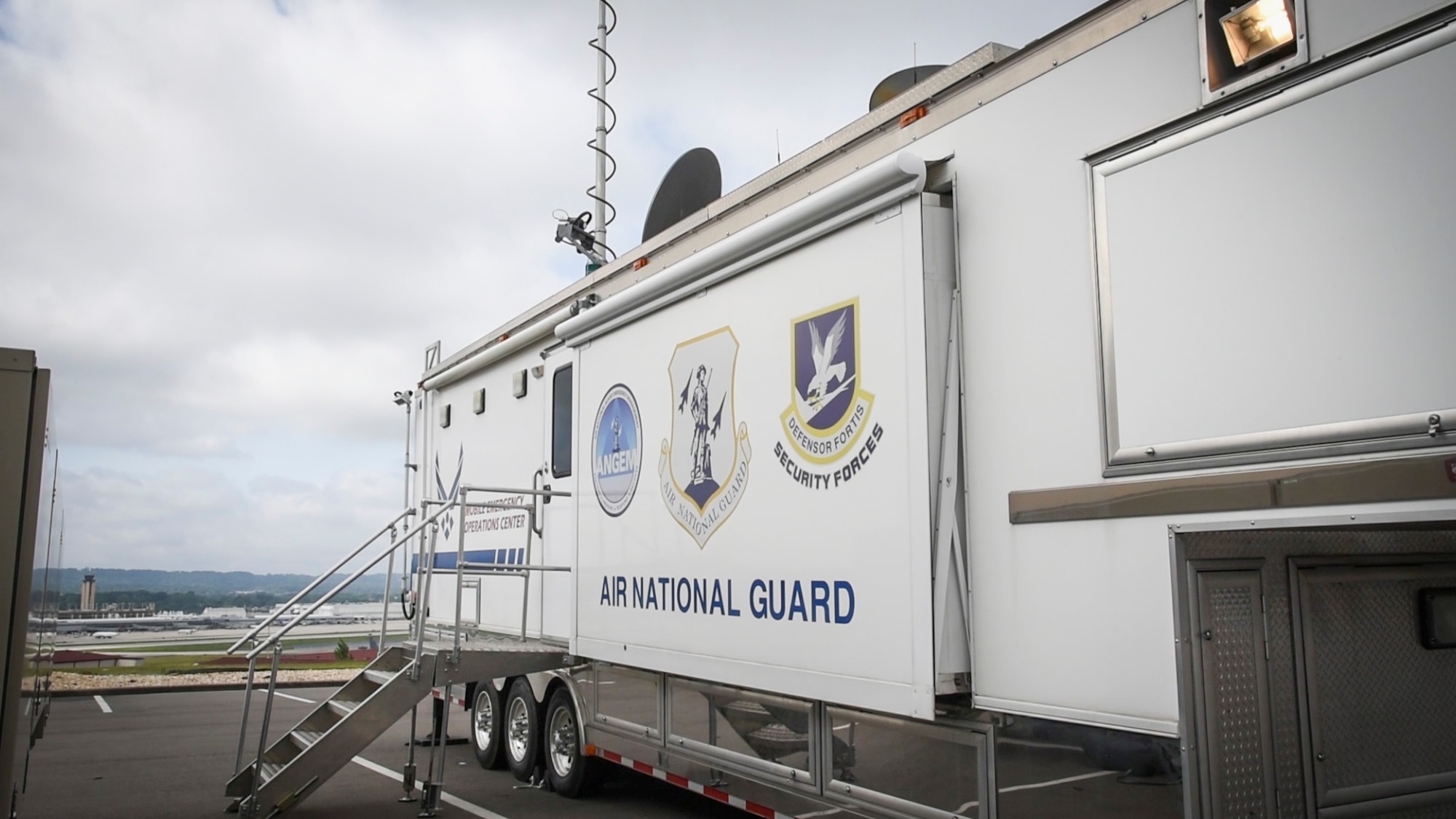 Alabama ANG Mobile Emergency Operations Center
