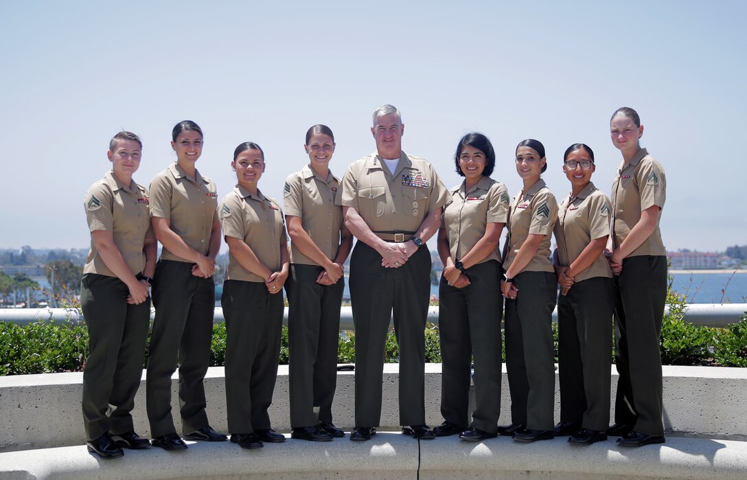 Gen. Glenn M. Walters, center, assistant commandant of the Marine Corps, poses for a photo with I Marine Expeditionary Force Marines during the 31st Annual Joint Women’s Leadership Symposium at the San Diego Convention Center, June 22, 2018. The symposium brought together women from all of the U.S. services and 20 other countries to discuss topics ranging from women’s health and wellness to professional development and leadership. (U.S. Marine Corps photo by Sgt. Asia J. Sorenson)