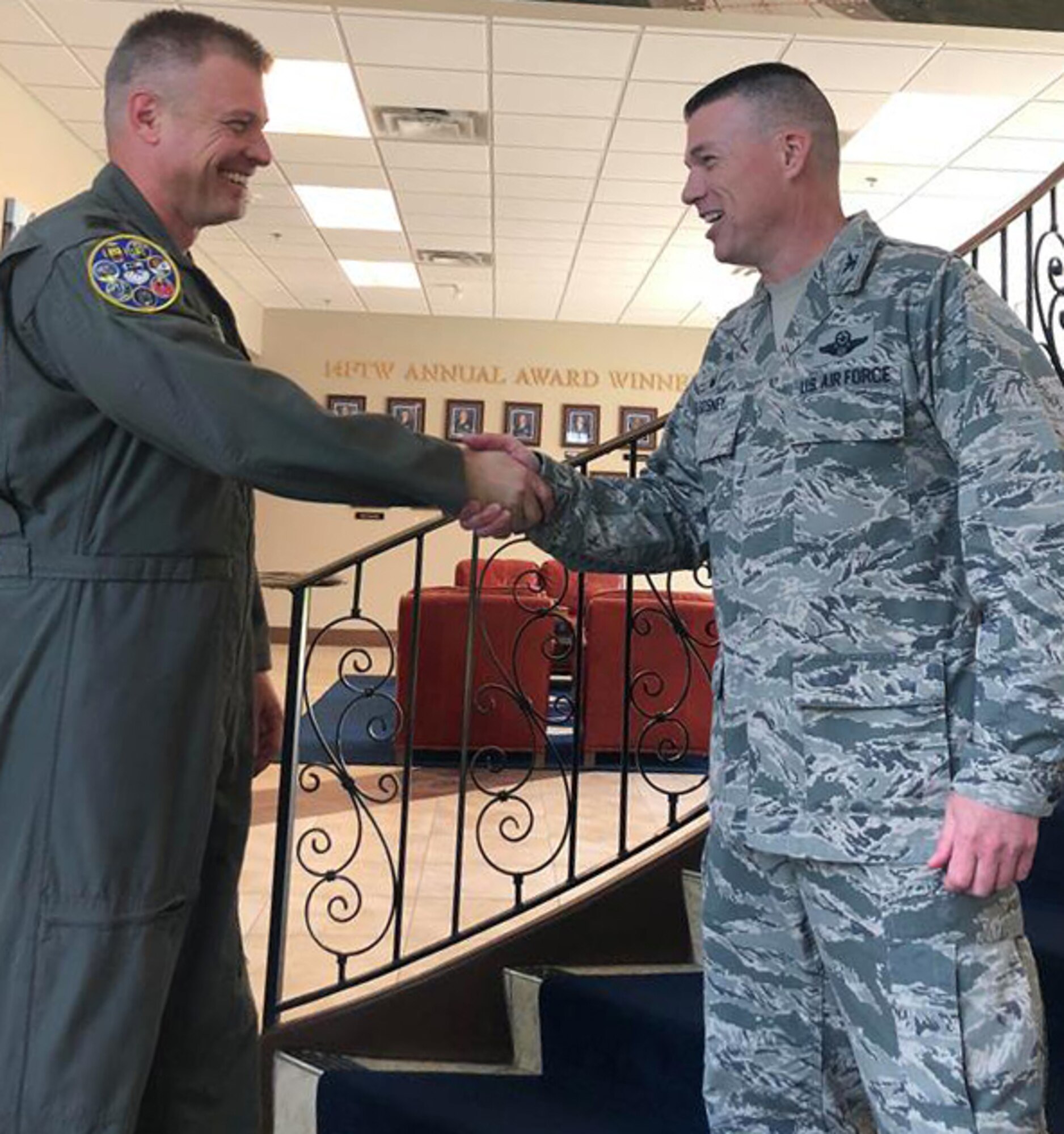 340th FTG commander meets the Firebirds