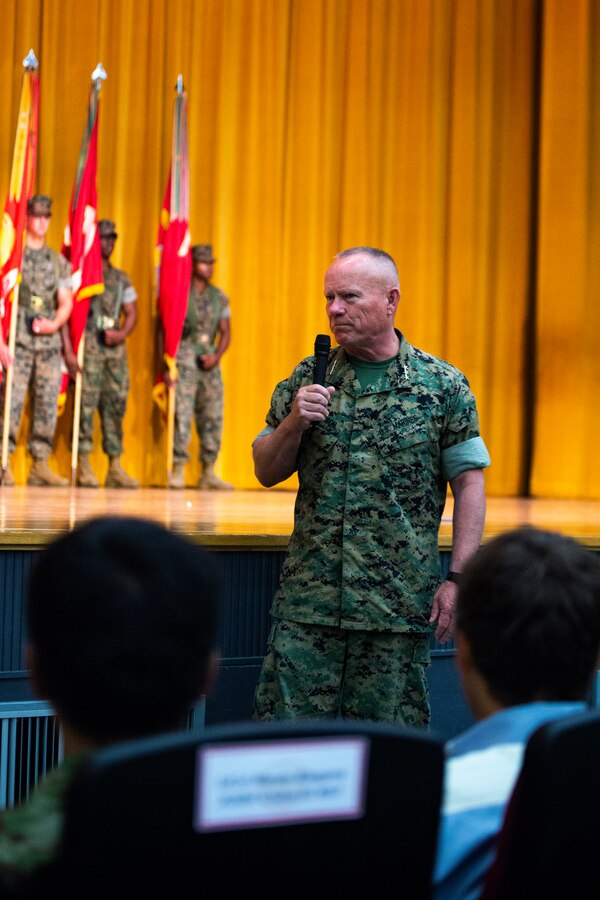 Lt. Gen. Lawrence D. Nicholson, commanding general of III Marine Expeditionary Force, welcomes Brig. Gen. Keith D. Reventlow, incoming commanding general of 3rd Marine Logistics Group during a transfer of command ceremony June 29, 2018 at Camp Foster, Okinawa, Japan. Braney relinquished command of 3rd MLG to Brig. gen. Keith D. Reventlow, commanding general of 3rd MLG. Reventlow is a native of Newtown, Connecticut. Nicholson is a native of Toronto, Canada. (U.S. Marine Corps photo by Pfc. Terry Wong)
