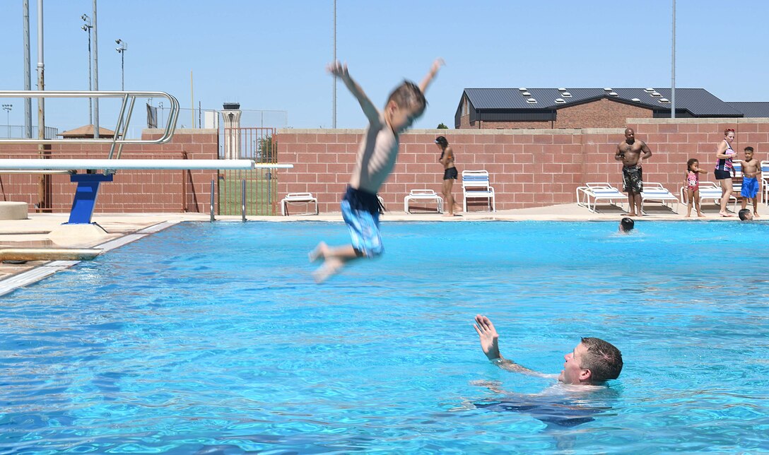 7th AMDS hosts Heat Stress Awareness Extravaganza