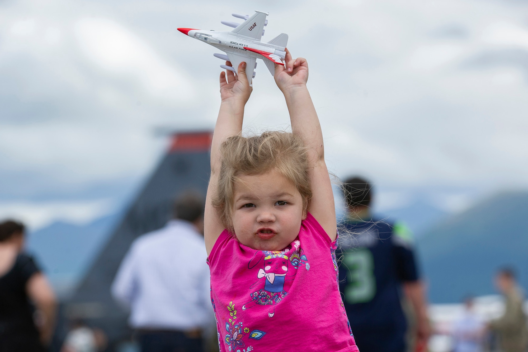 Arctic Thunder Special Needs and DOD Family Day takes place at JBER