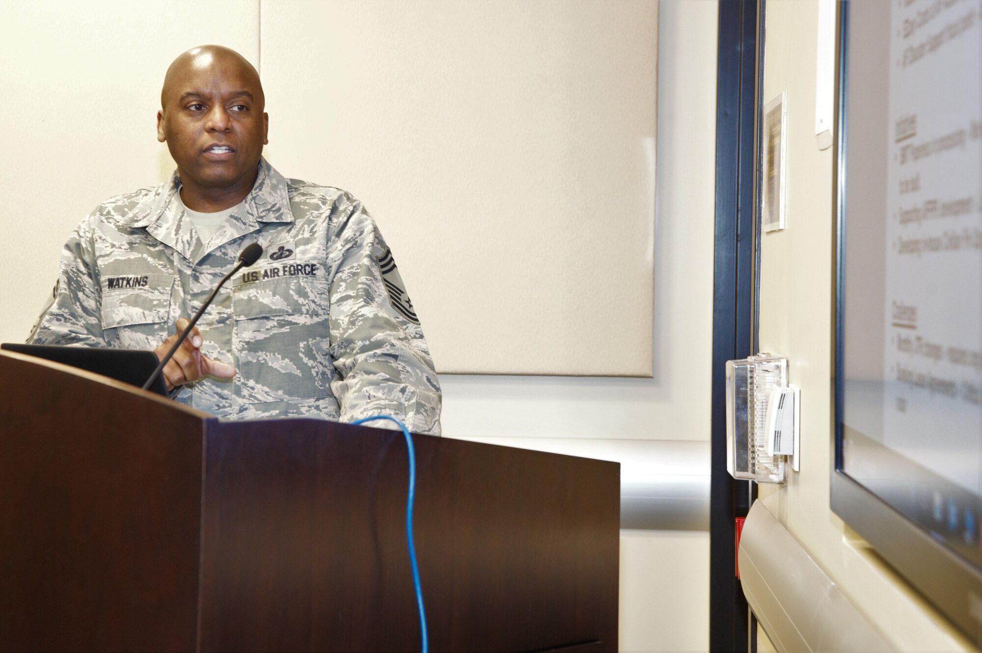 Military and civilian attendees listen to discussions during the Air Force District of Washington Financial Management and Comptroller Conference in the Smart Conference Center here March 1, 2018