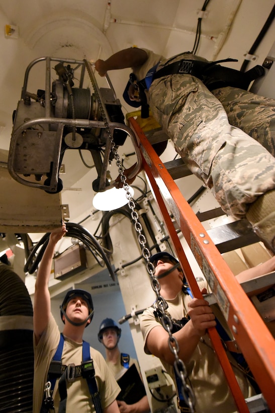 373rd TRS Det. 22 missile maintenance training