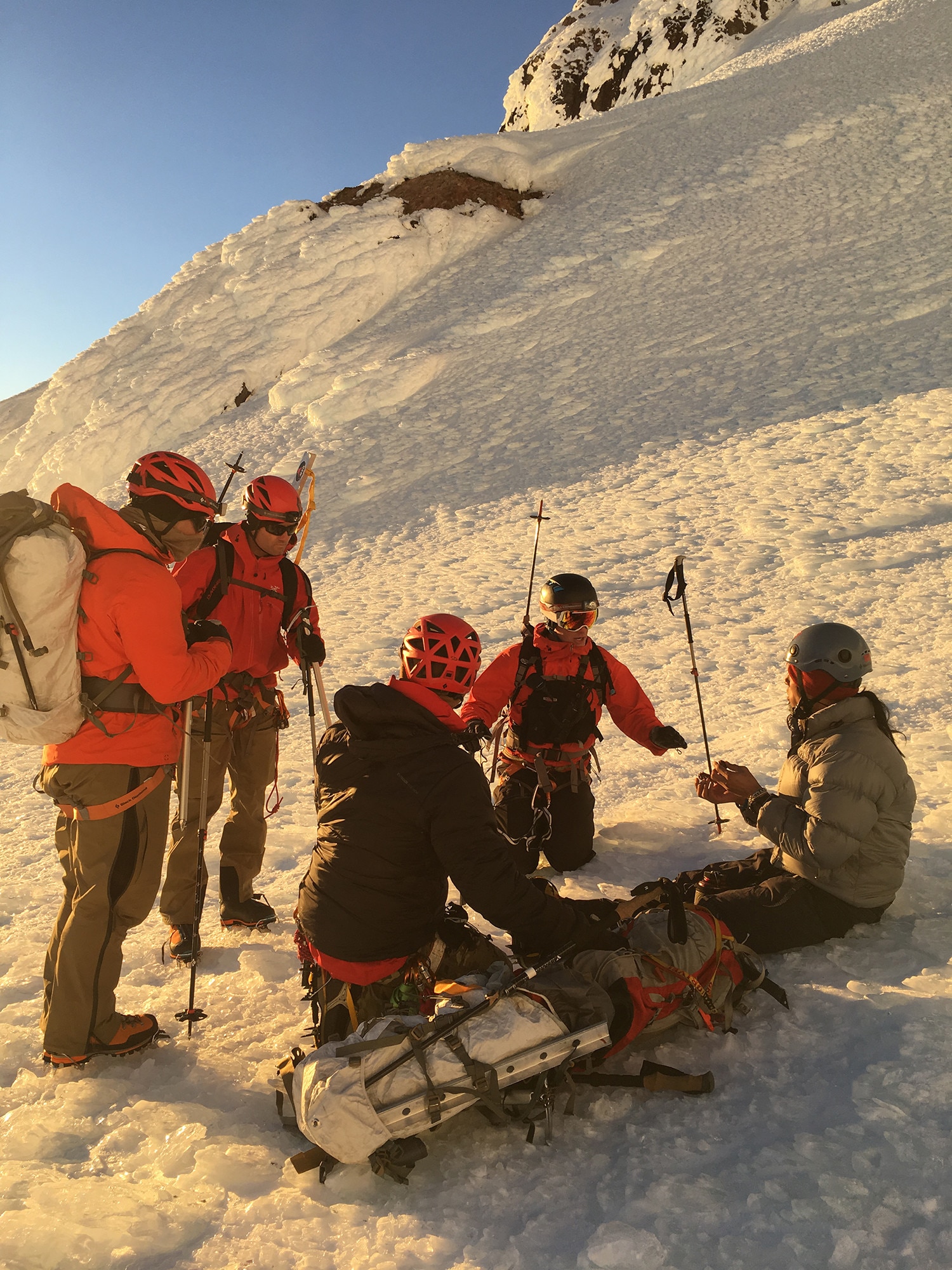 Guardian Angel team rescues climbers on Mount Hood