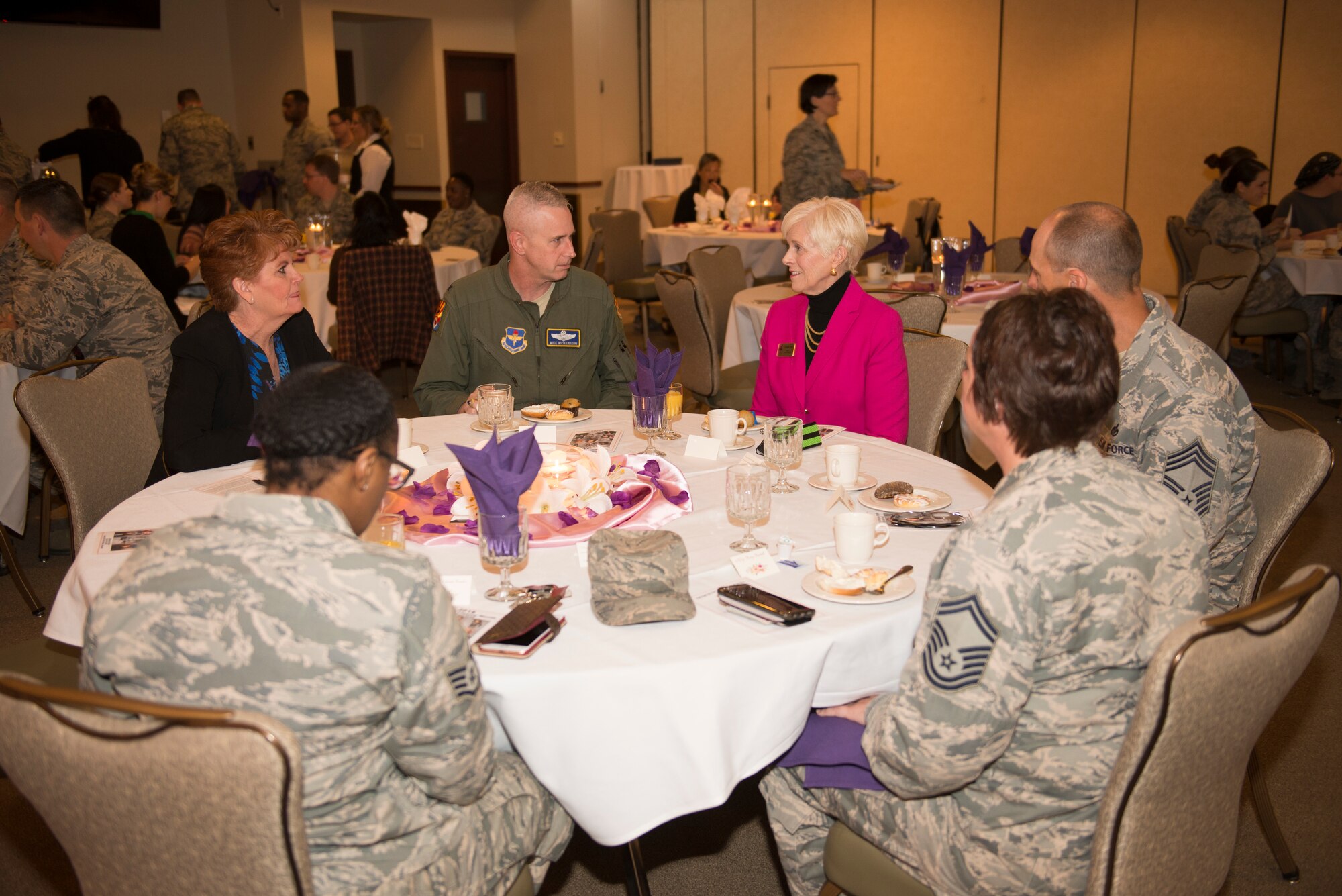 Col. Michael Richardson, 56th Fighter Wing vice commander, talks with Georgia Lord, mayor of Goodyear, and other members of the 56th Fighter Wing during the Women’s History Month breakfast at Luke Air Force Base, Ariz., March 1, 2018. The breakfast, at which Lord was a guest speaker, commemorated women’s accomplishments throughout the course of American history. (U.S. Air Force photo/Senior Airman Ridge Shan)