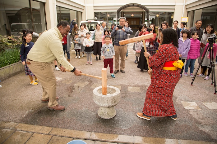 MCAS Iwakuni residents attend festival in Shunan City
