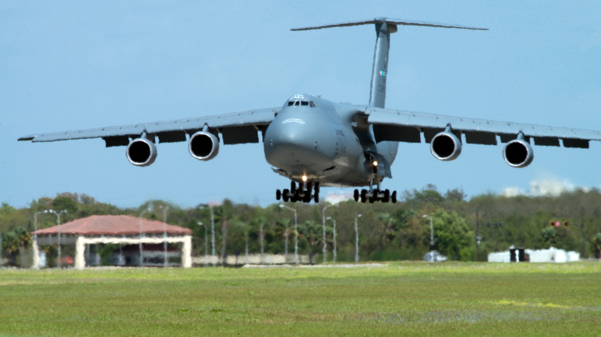A U.S. Air Force C-5 Galaxy aircraft left Dover Air Force Base, Del., and arrives at MacDill Air Force Base, Fla., March 1, 2018.