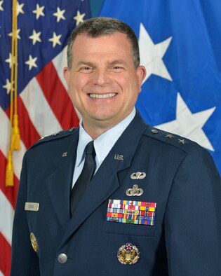 MAJOR GENERAL DWYER L. DENNIS > U.S. Air Force > Biography Display