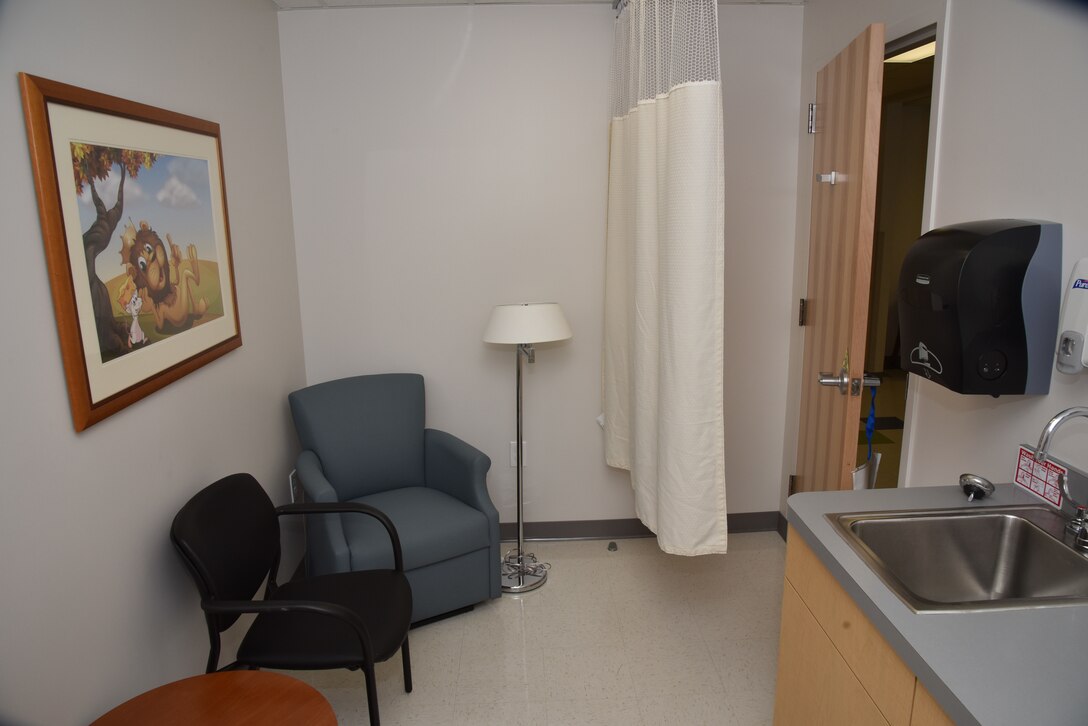 The lactation room at the Fort Eustis McDonald Army Health Center, Virginia, features a sink for rinsing and cleaning equipment as well as a refrigerator for mothers to store milk during the business day. The room is located next to the waiting room in pediatrics. (U.S. Air Force photo by Airman 1st Class Alexandra Singer)