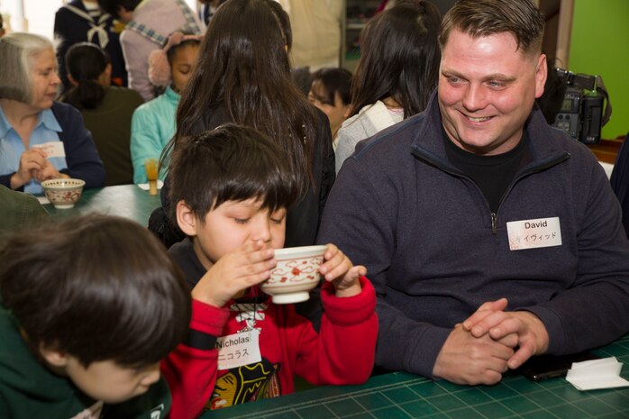 American, Japanese neighbors sip on cups of friendship