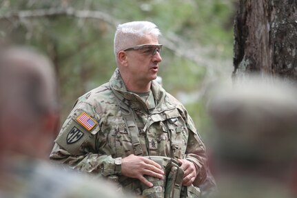 Commanding Generals arrive on ground to view CSTX 78-18-03 progress