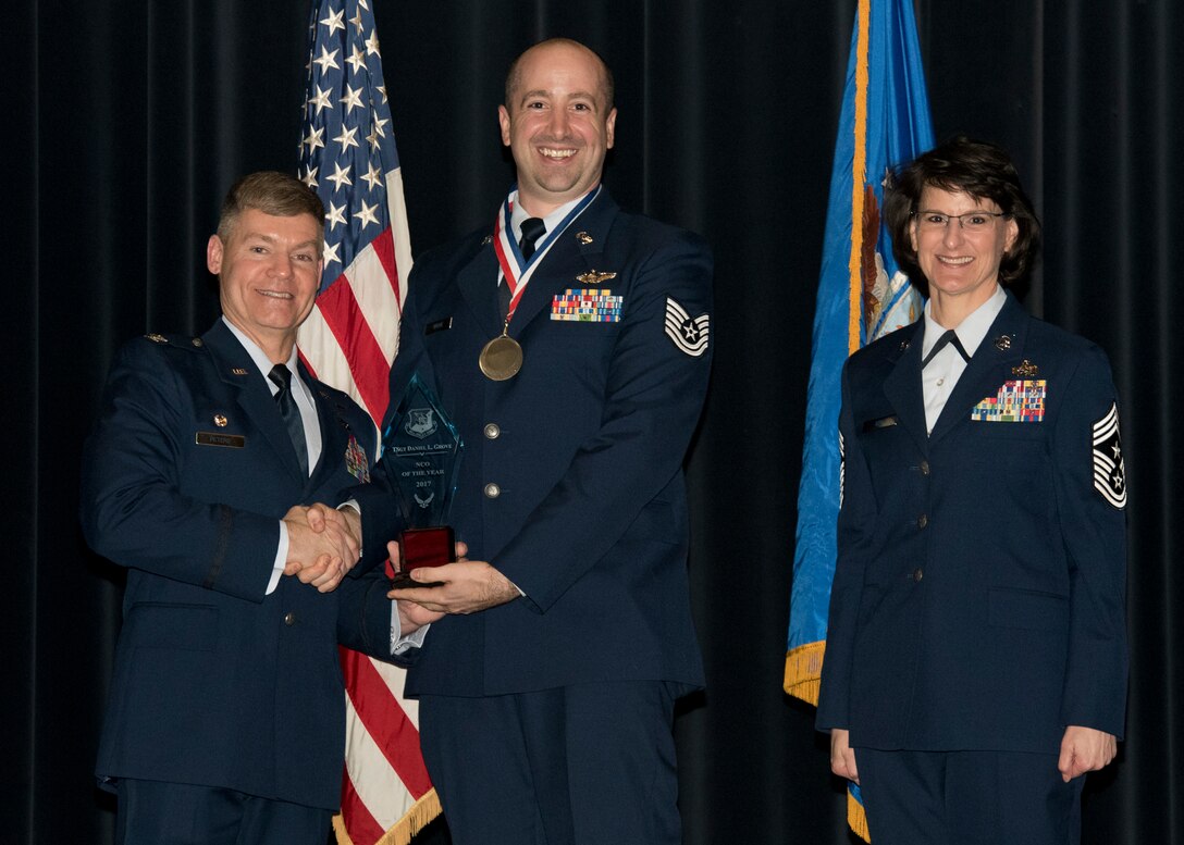 Liberty Wing announces its annual award winners