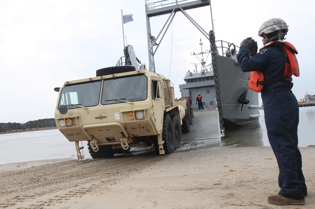 U.S. Army LCU moves Army Reserve vehicles