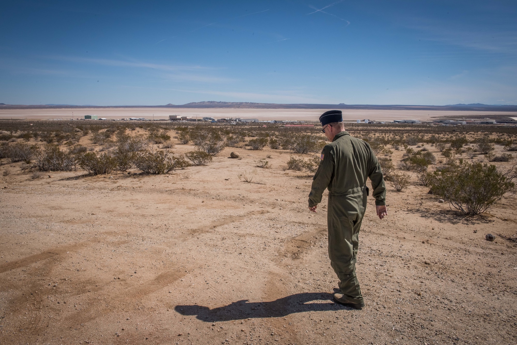 Field trip brings flight surgeons to Edwards > Edwards Air Force Base ...