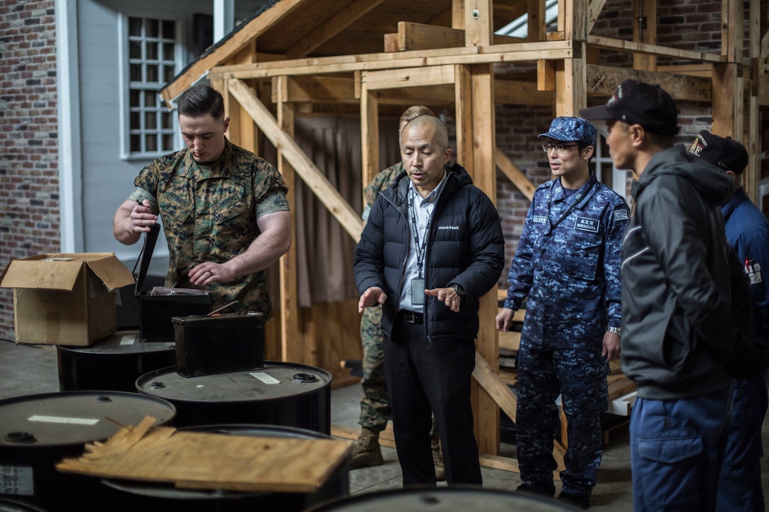 MCAS Iwakuni PMO hosts joint K-9 training