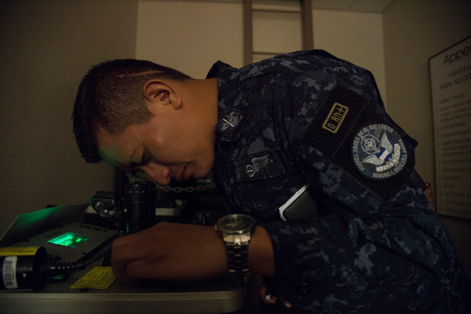 US, Salvadoran Airmen share night vision knowledge