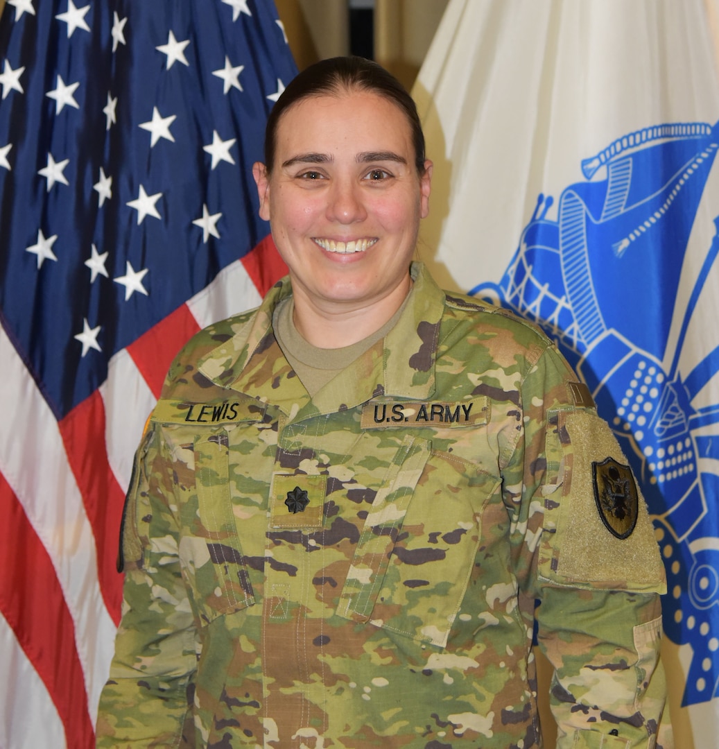 Distribution’s Lewis receives command assignment to Army’s 308th Brigade Support Battalion
