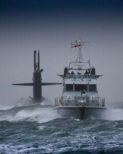The U.S. Navy ballistic missile submarine USS Maryland (SSBN 738) arrives at Her Majesty’s Naval Base Clyde, Scotland (Faslane), March 16, 2018.  The port visit strengthens cooperation between the United States and the United Kingdom, and demonstrates U.S. capability, flexibility, and continuing commitment to its NATO allies.  The Maryland, homeported in Kings Bay, Ga., is an Ohio-class ballistic missile submarine.  It is an undetectable launch platform for intercontinental ballistic missiles, providing the United States with its most survivable leg of the nuclear triad.