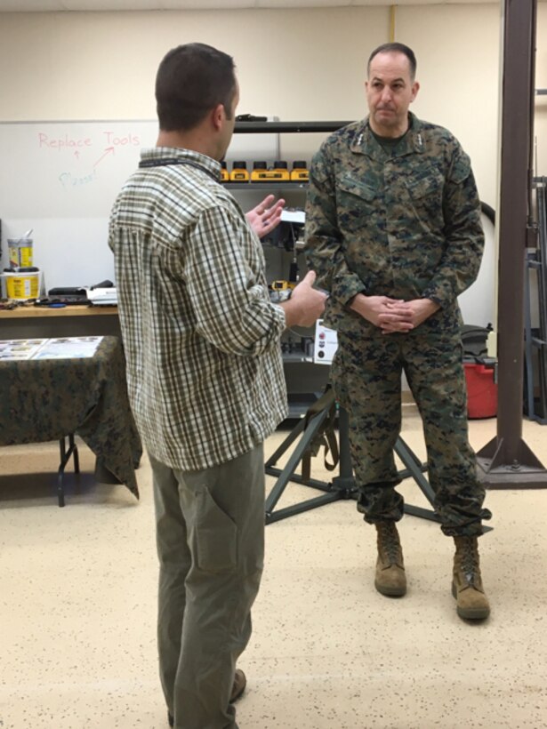 CRANE, Ind. – On March 13, Lt. Gen. Daniel O’Donohue, the Marine Corps’ Deputy Commandant for Information, and his team visited Naval Surface Warfare Center, Crane Division (NSWC Crane) to learn more about Crane’s work in areas such as cybersecurity, expeditionary warfare, and electronic warfare.