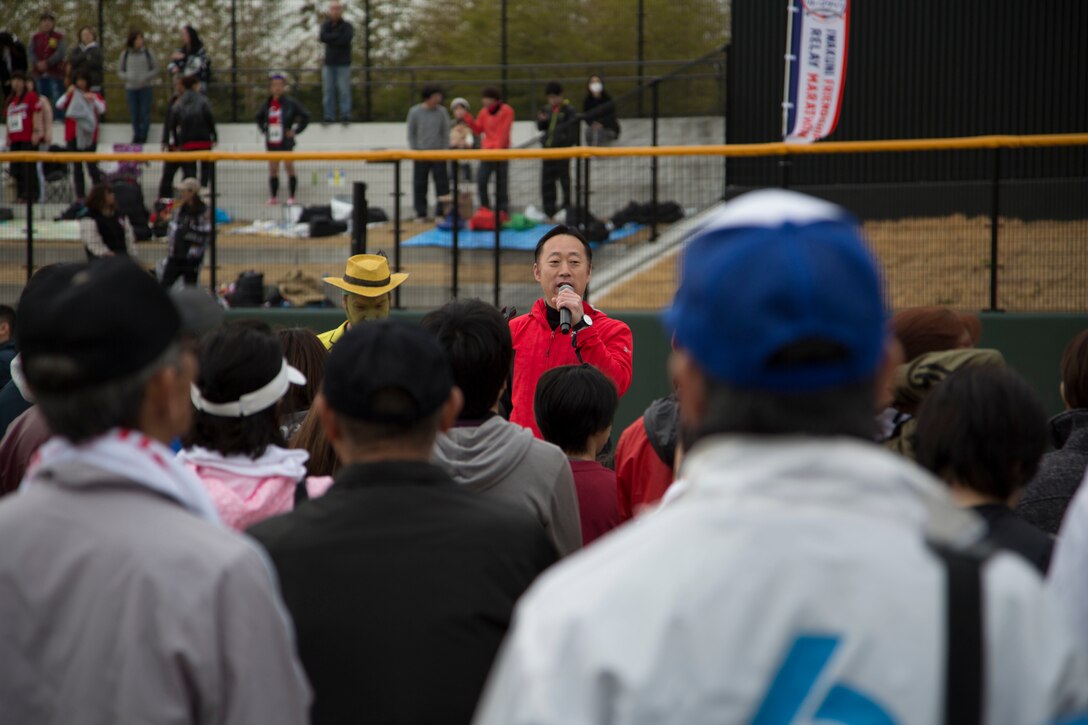 Americans, Japanese relay message of friendship