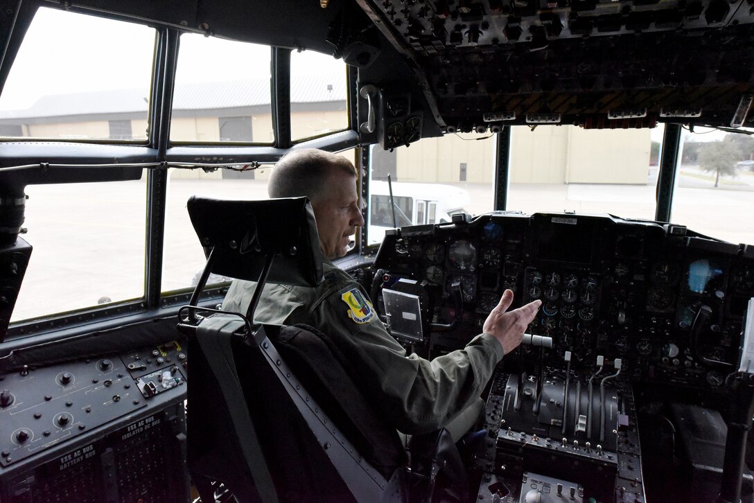 MC-130P Combat Shadow arrives at Sheppard