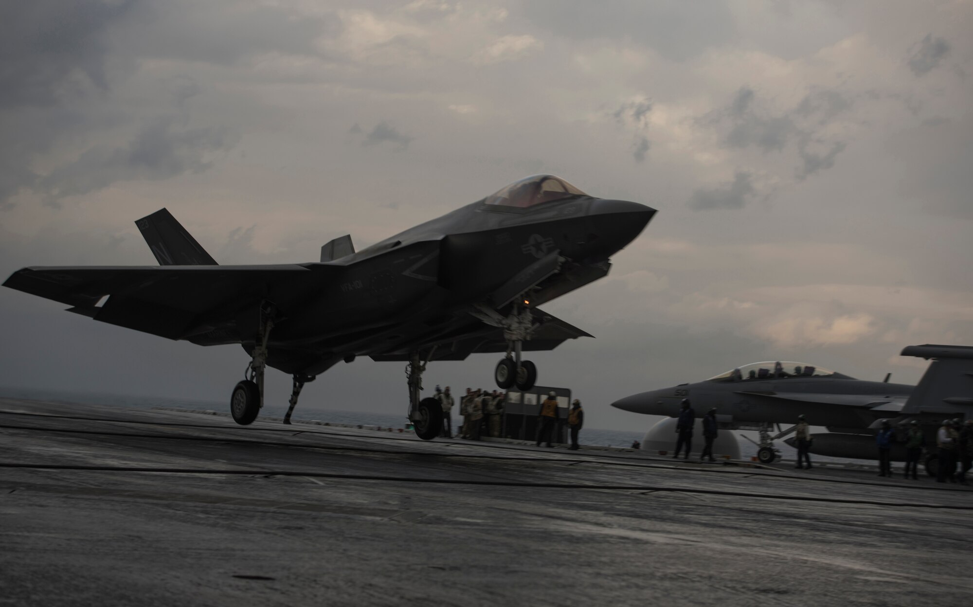 An F-35C Lightning II assigned to Strike Fighter Squadron (VFA) 101, lands on the Nimitz-Class aircraft carrier USS Abraham Lincoln (CVN-72) March 17, 2018, in the Altantic Ocean. (U.S. Air Force photo by Staff Sgt. Peter Thompson/Released)