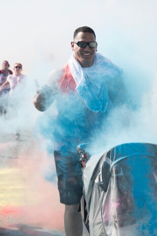 Community comes together for Color Me Aware Run
