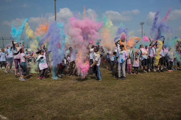 Community comes together for Color Me Aware Run