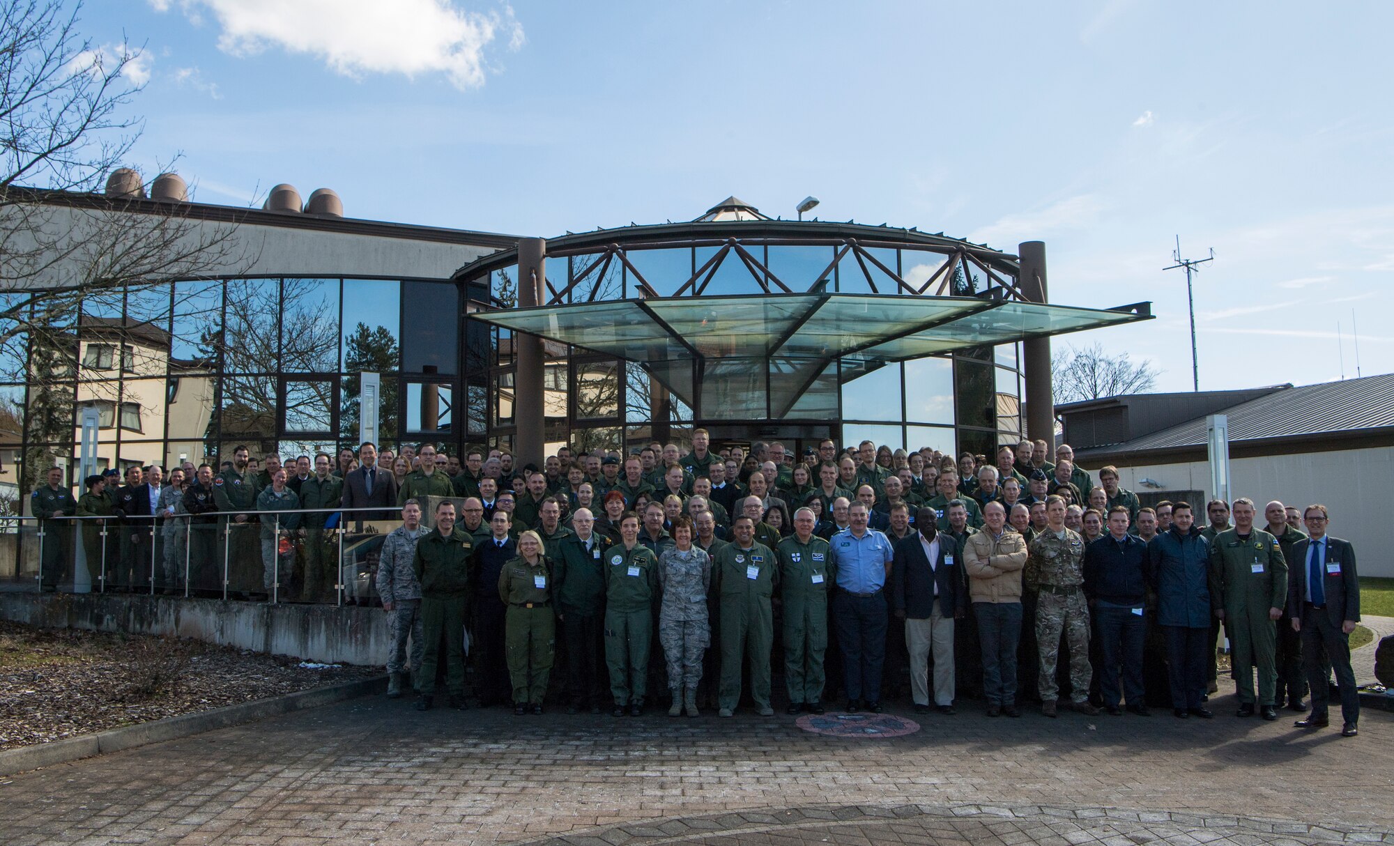 22 NATO and allied partners attended the Ramstein Aerospace Medicine Summit held at Ramstein Air Base, Germany held March 19 to March 23, 2018.
TAGS: NATO, Ramstein, Ramstein Air Base, RAB, RAMS, STO, medicine, aerospace medicine, Ramstein Aerospace Medicine Summit, Germany
