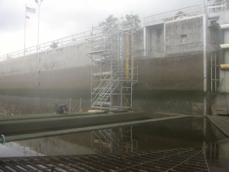 The temporary walkway staging allows workers to access the Ortona Lock chamber for inspections, maintenance and repairs.