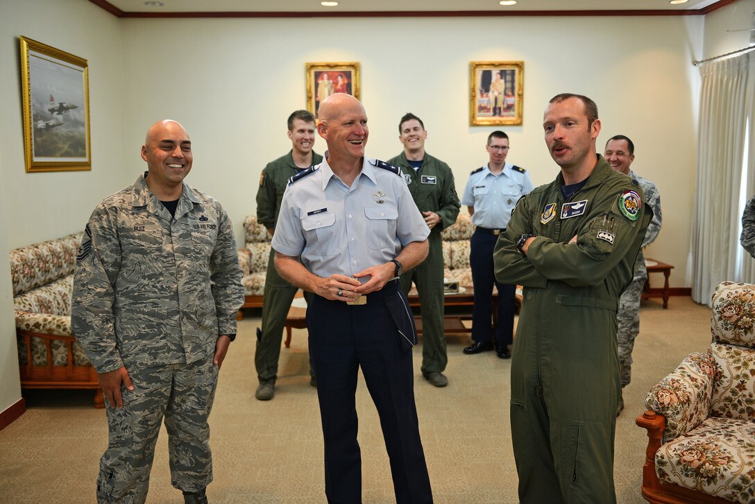 Airmen conduct training during COPE TIGER 2018